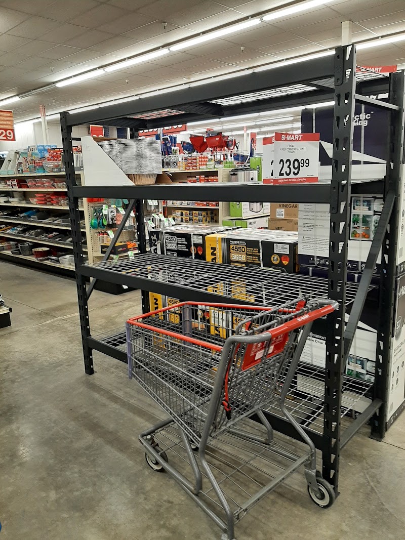 Bi-Mart #677 photo