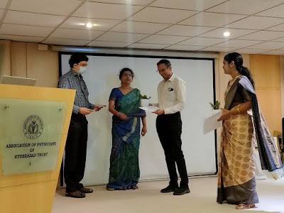 Dr Sarada Mamilla | Best Gynaecologist, Obstetrician & Laparoscopic Surgeon in Hyderabad - Image 2