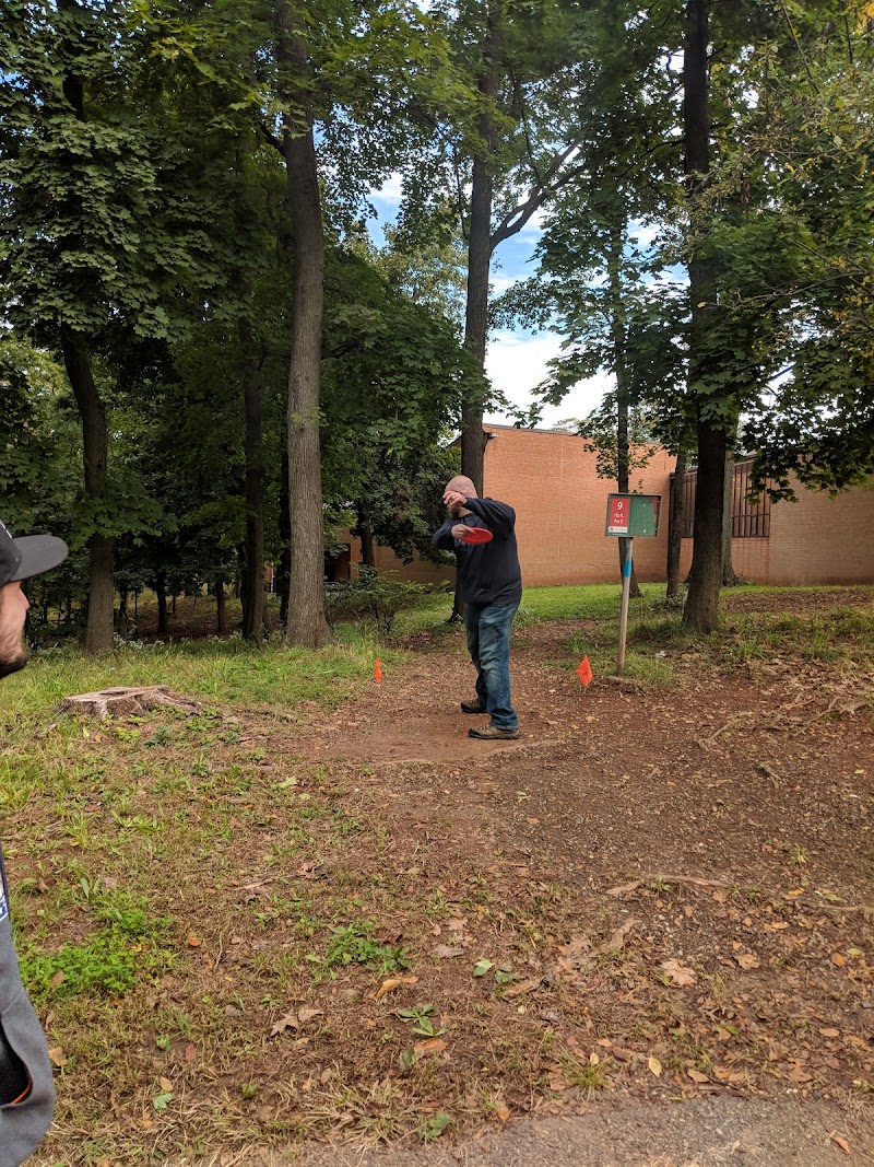 Rutgers Disc Golf Course photo 1