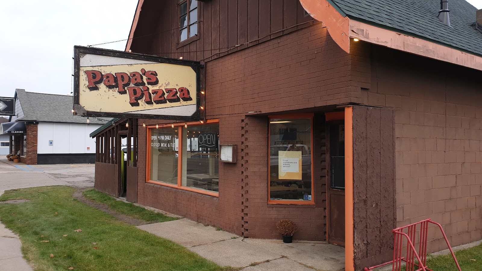 Papa's Pizza main