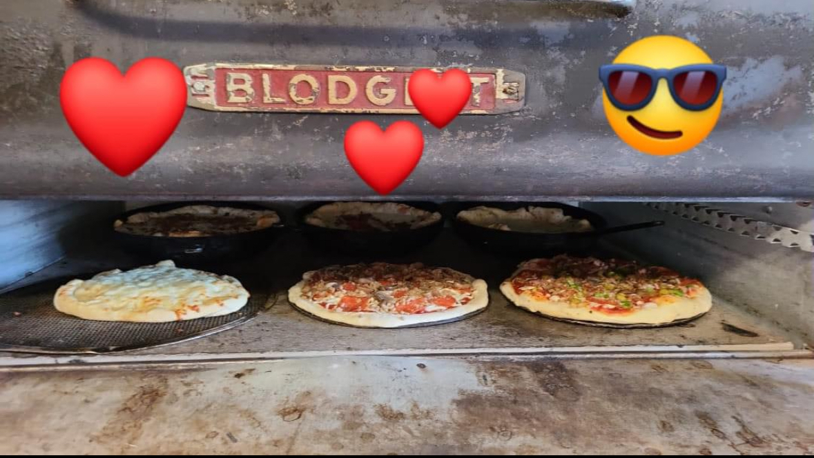 Papa's Pizza 2