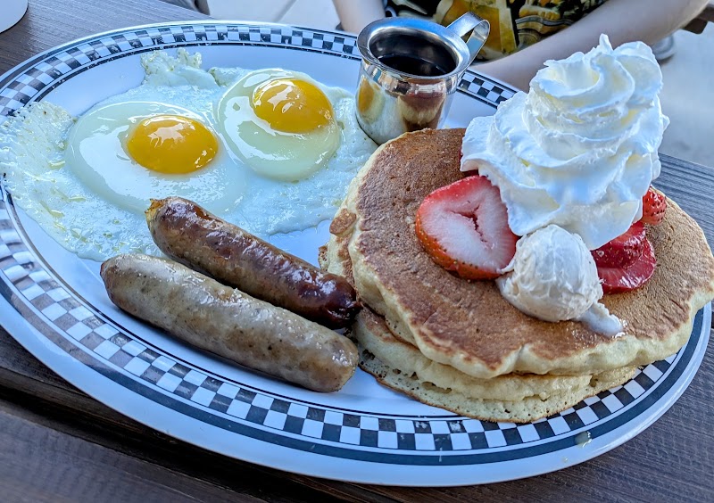 Grump's Cafe photo 4