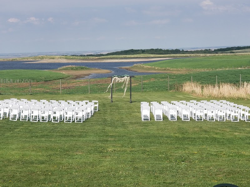 Prairie Sky Guest & Game Ranch - Photo 2