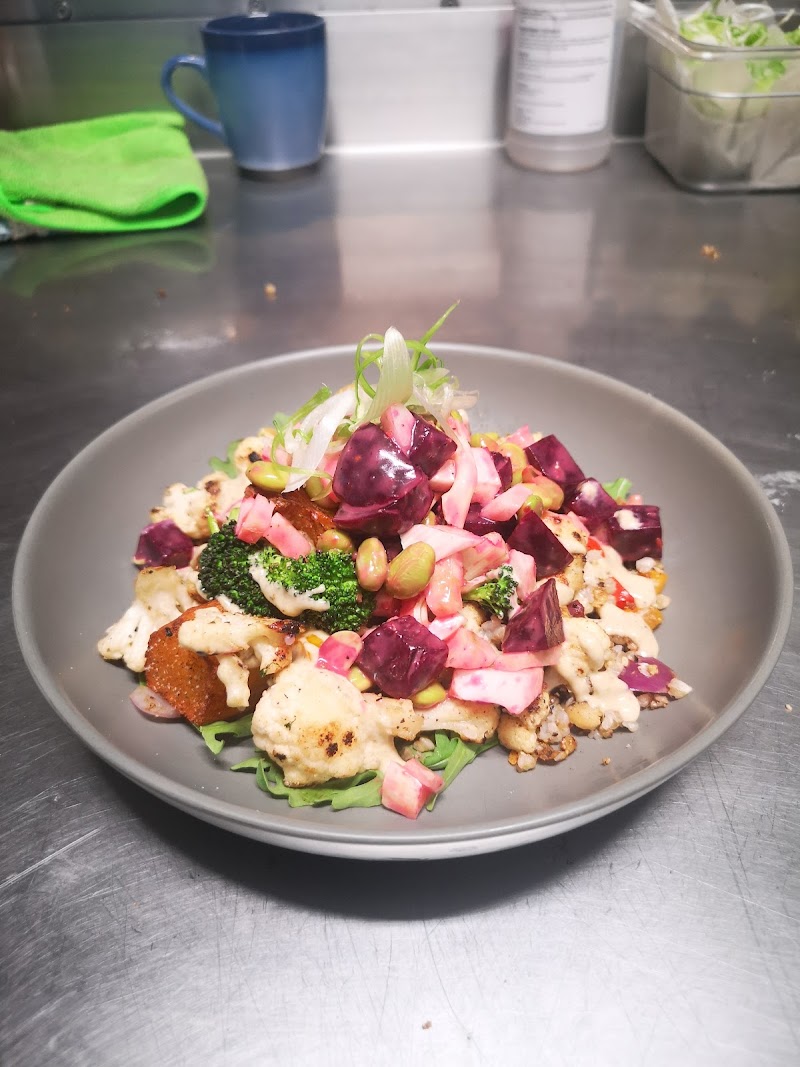 B&T's Hard Knock Cafe photo 2