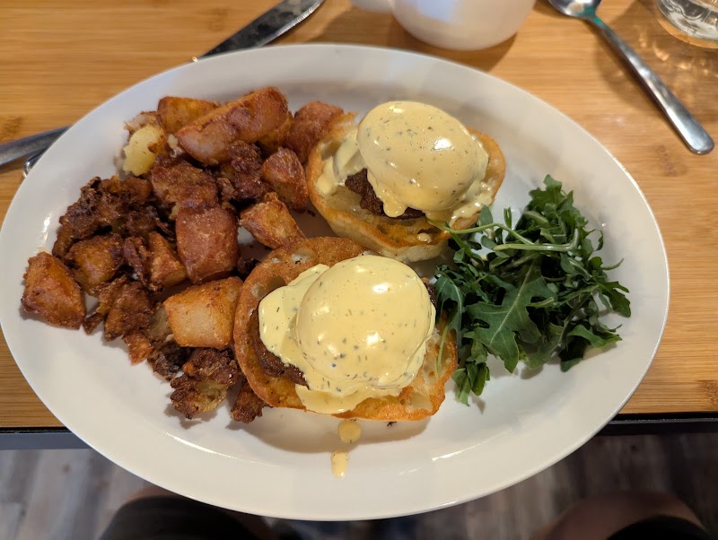 B&T's Hard Knock Cafe photo 4