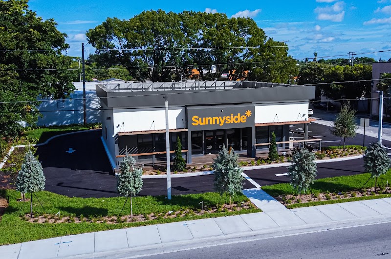 Video tour of Sunnyside Medical Cannabis Dispensary - Oakland Park retail environment