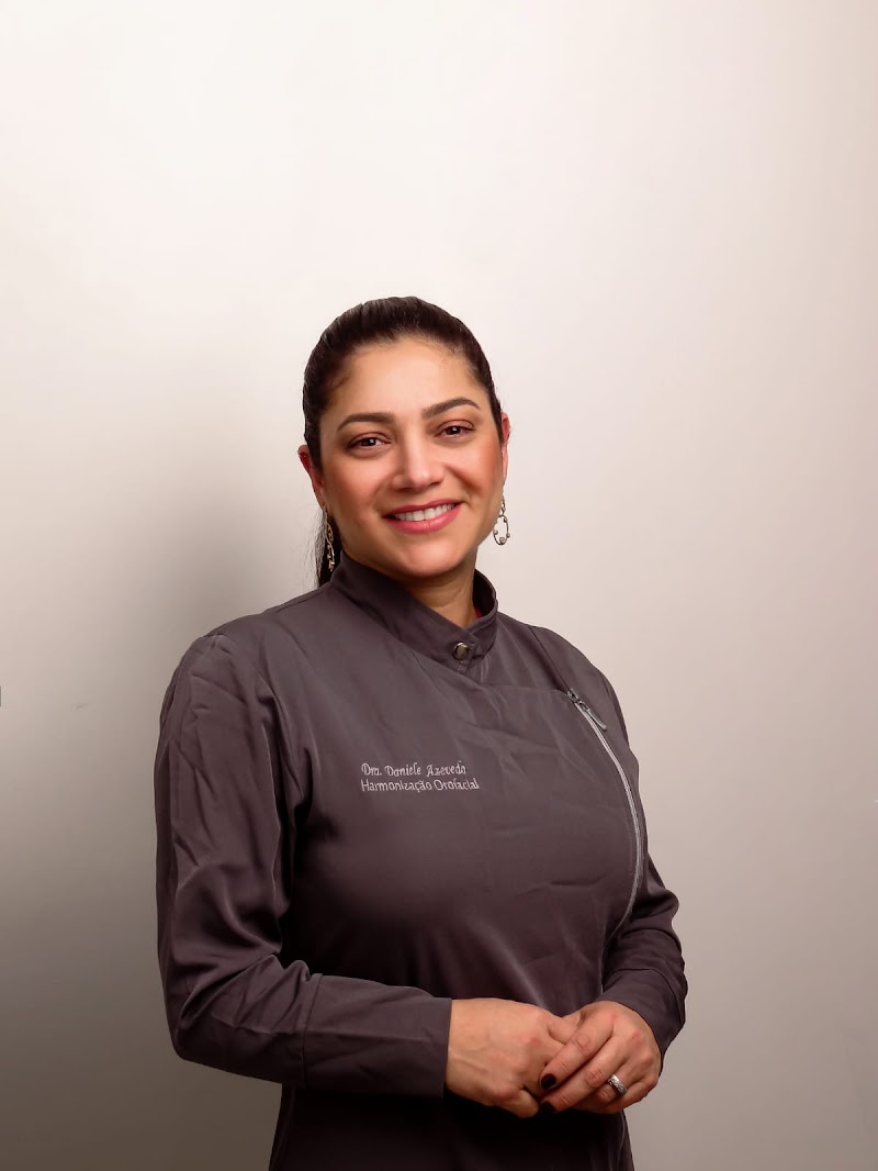 Dra. Daniele Azevedo/Dentista Harmonizacao facial Campo Grande RJ
