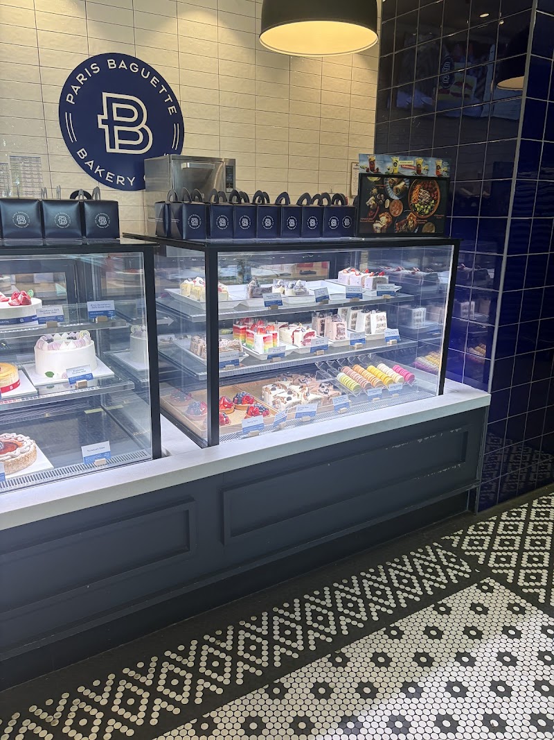 Paris Baguette photo 2