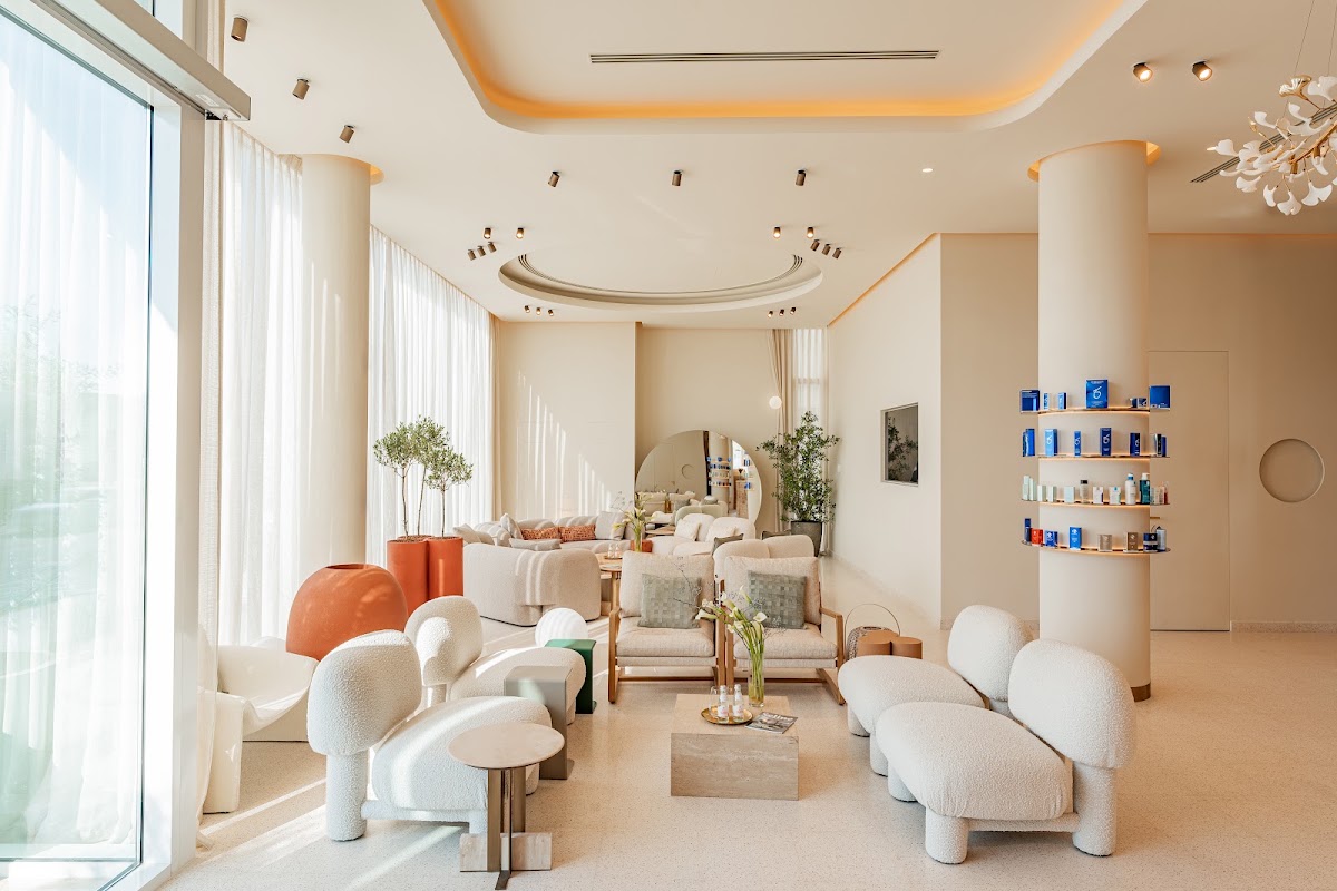 Seline Clinic Dubai 5