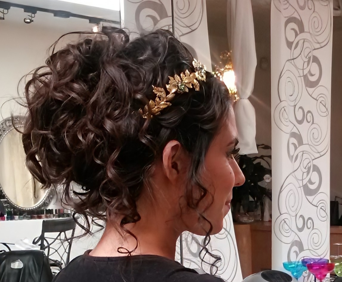 Drop Dead Gorgeous Blowouts Make Up: Google Places image 4