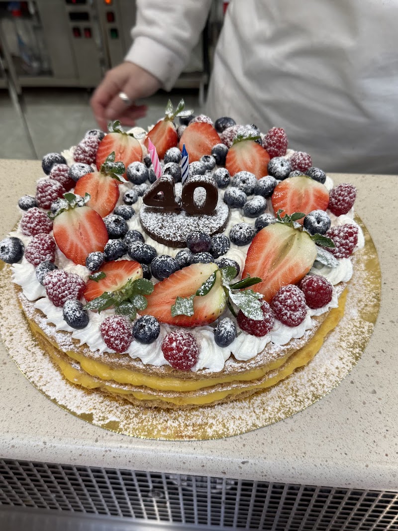 Pastelería San Luis photo 1