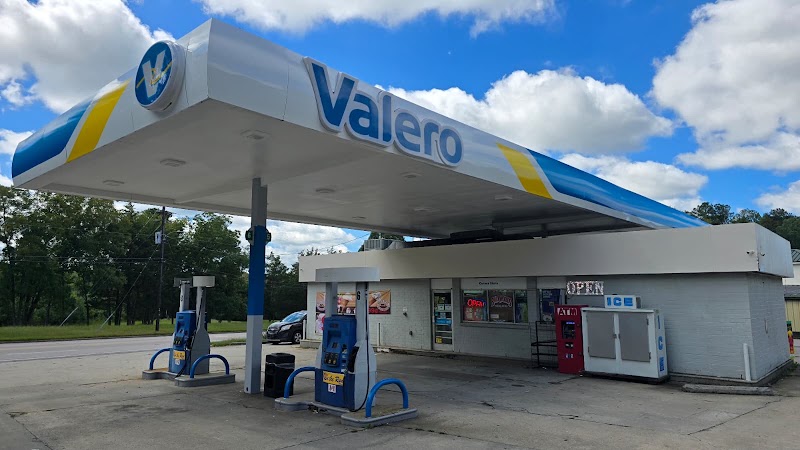 On The Run Mart VALERO GAS & DIESEL photo 1