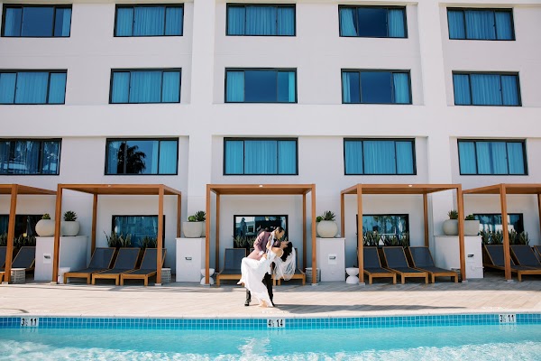 Hilton Santa Monica Hotel & Suites