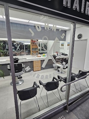 John's Hairdressing Salon photo 3