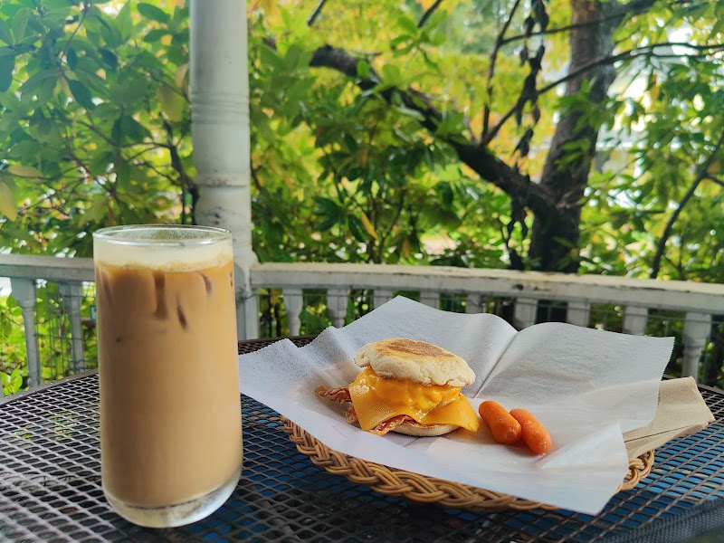 Café Lemont photo 2