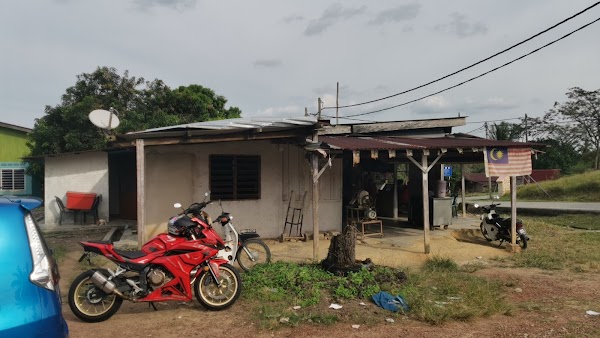 Mee Kari Hashim Laysod Nora - Photo 1