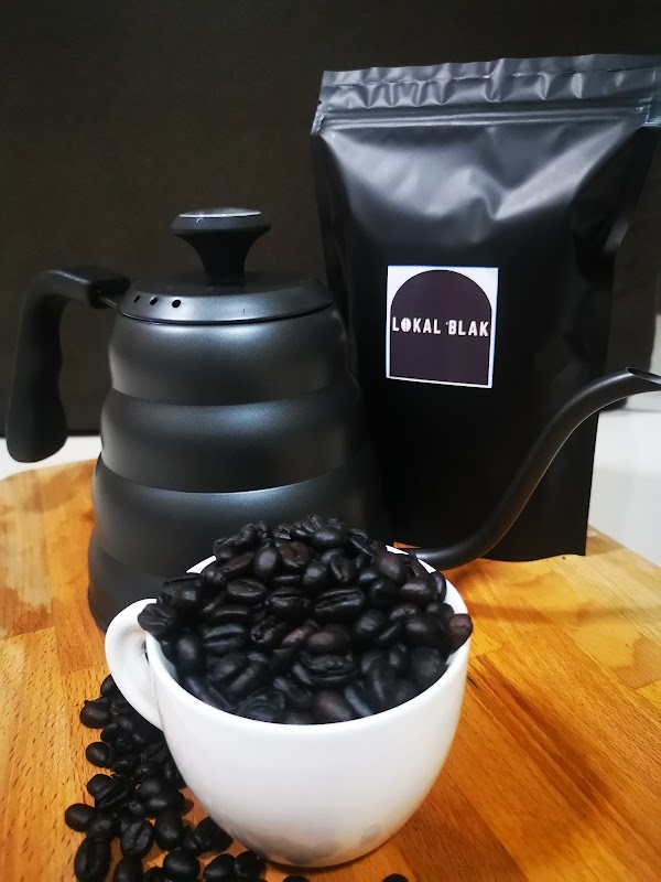 LOKAL BLAK