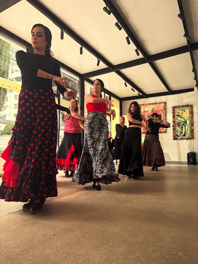 Lola Baila