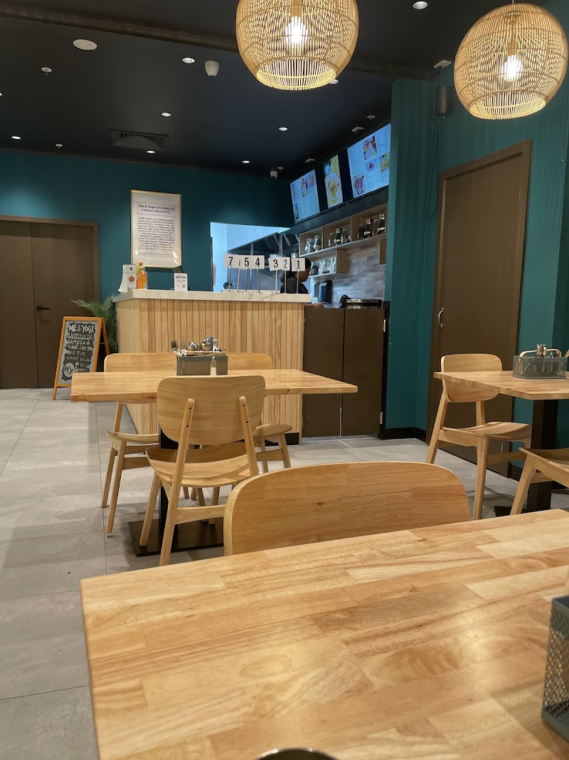 ME & YOGI INDIAN KITCHEN photo 4