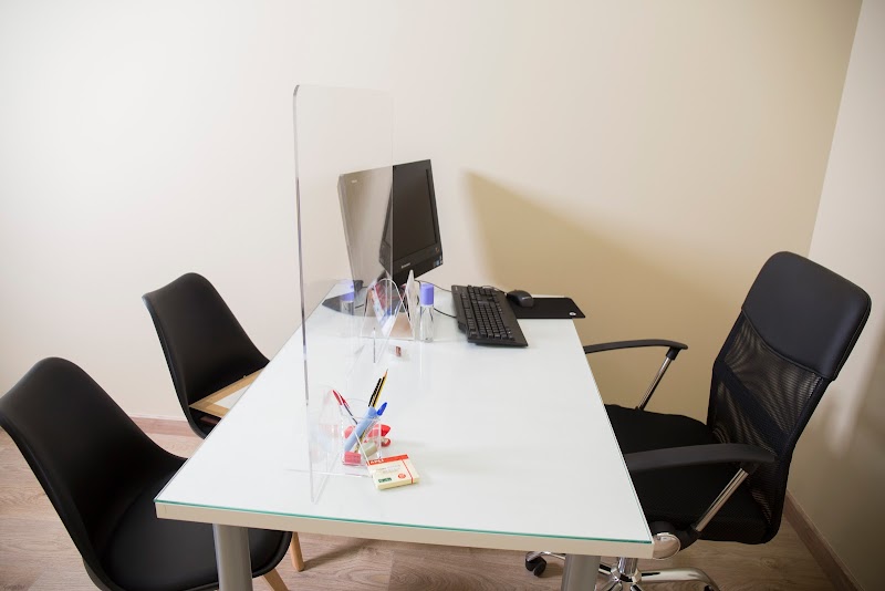 Centro de Especialidades Isabel García photo 3