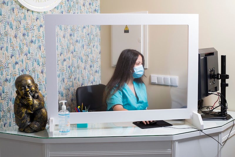 Centro de Especialidades Isabel García photo 4