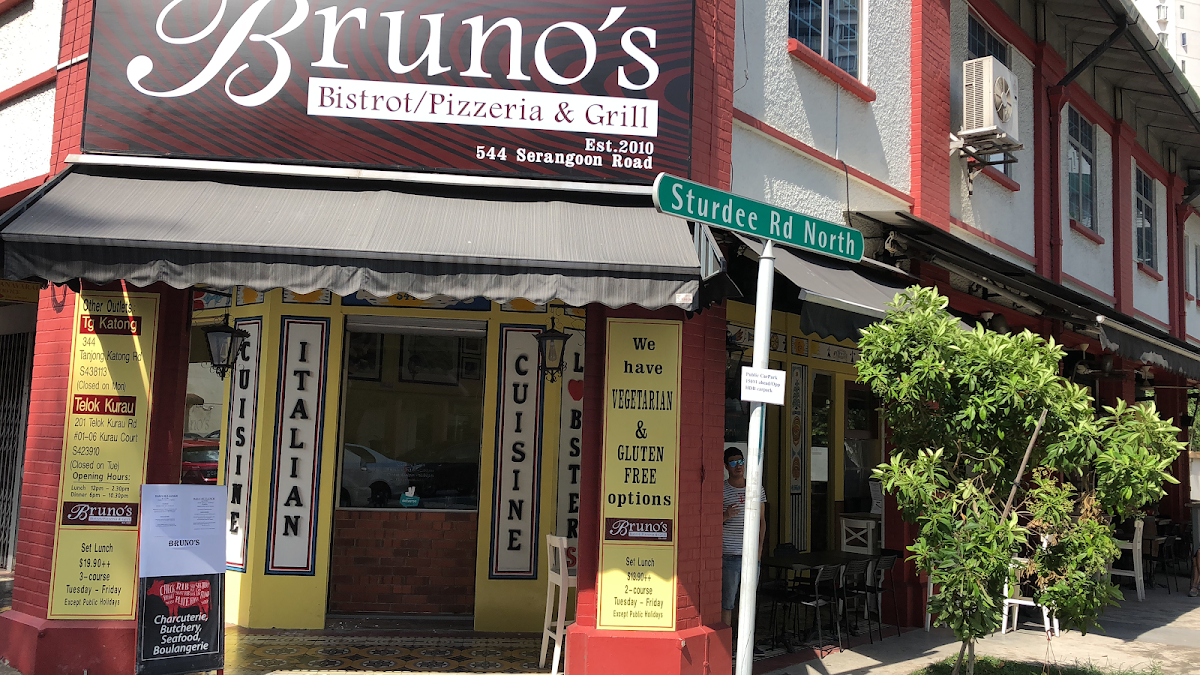 Bruno's Pizzeria & Grill (Kembangan)