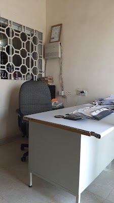 معرض السحاب الأبيض للسيارات