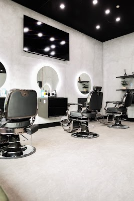 Moeys Barber Lounge photo 3