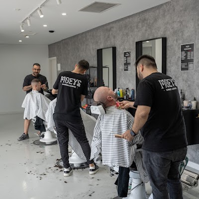 Moeys Barber Lounge photo 2