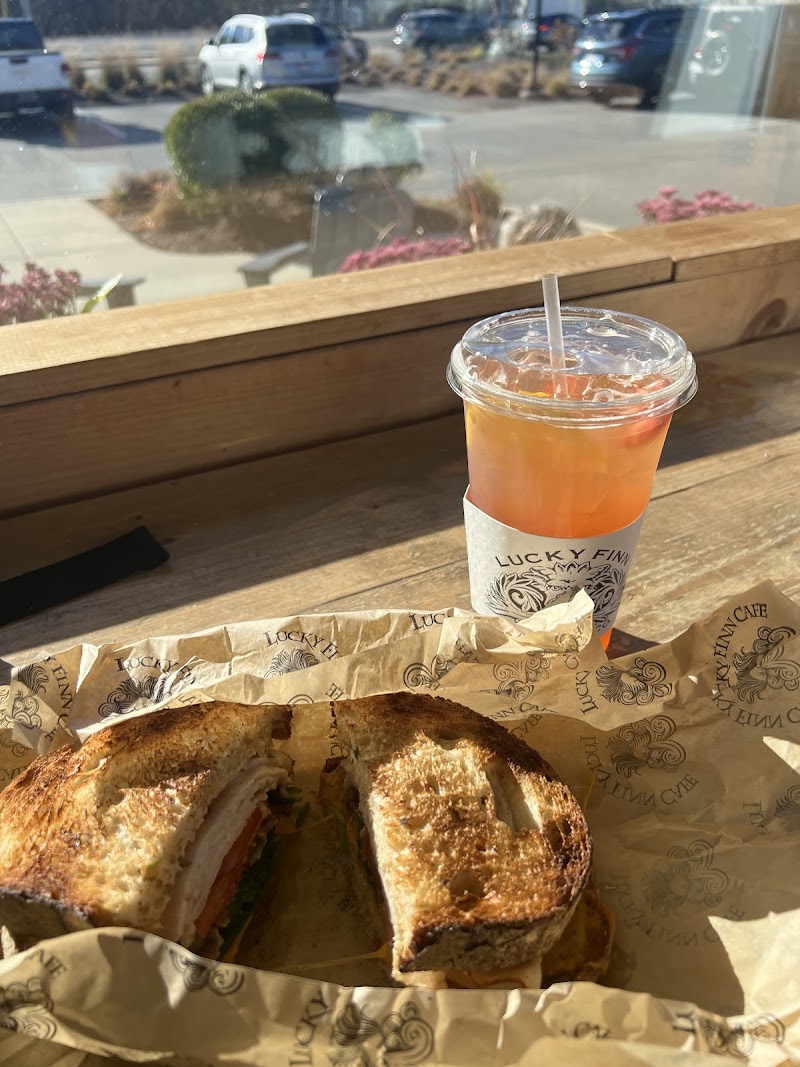 Lucky Finn Cafe photo 4