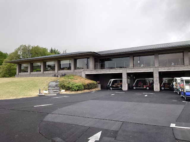 Nasu Chifuri Lake Country Club - Photo 10