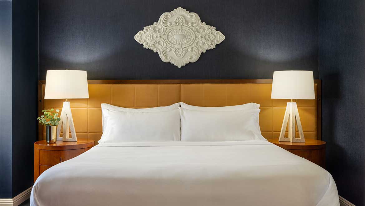 Omni Chicago Hotel, dog-friendly hotel