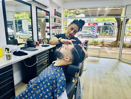 Golden Bladezz Barbershop photo 2
