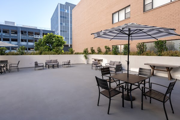 Kins Hotel