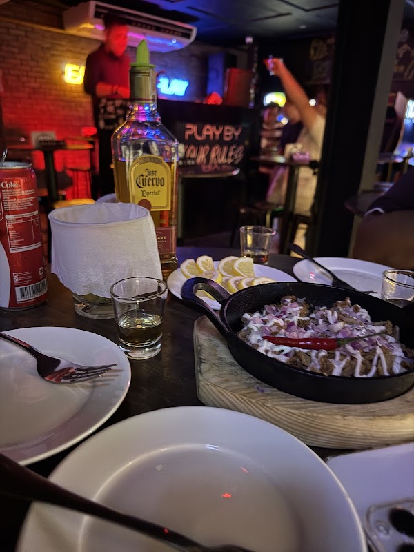 Versus Barcade PH