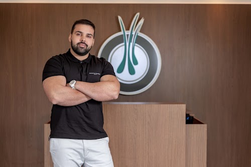 Wilker Juliani Transplante Capilar e Tratamento Calvície logo