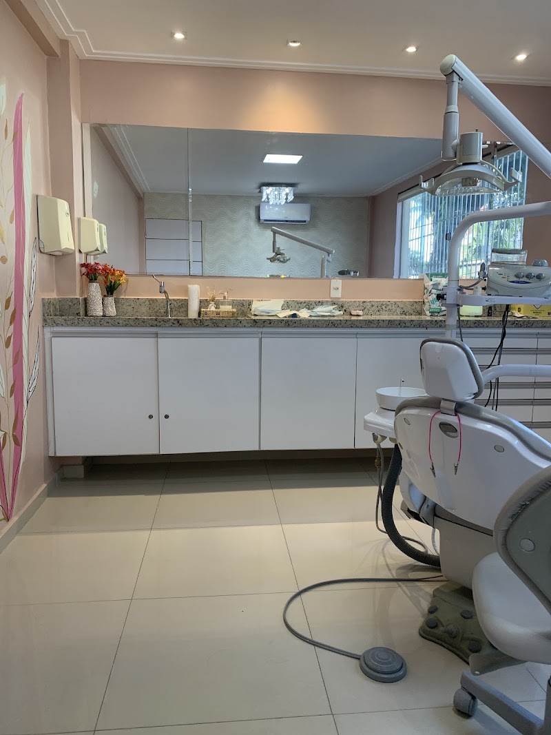 Dra Beatriz Senna | Odontologia Especializada e Implantes em Belém - foto 2