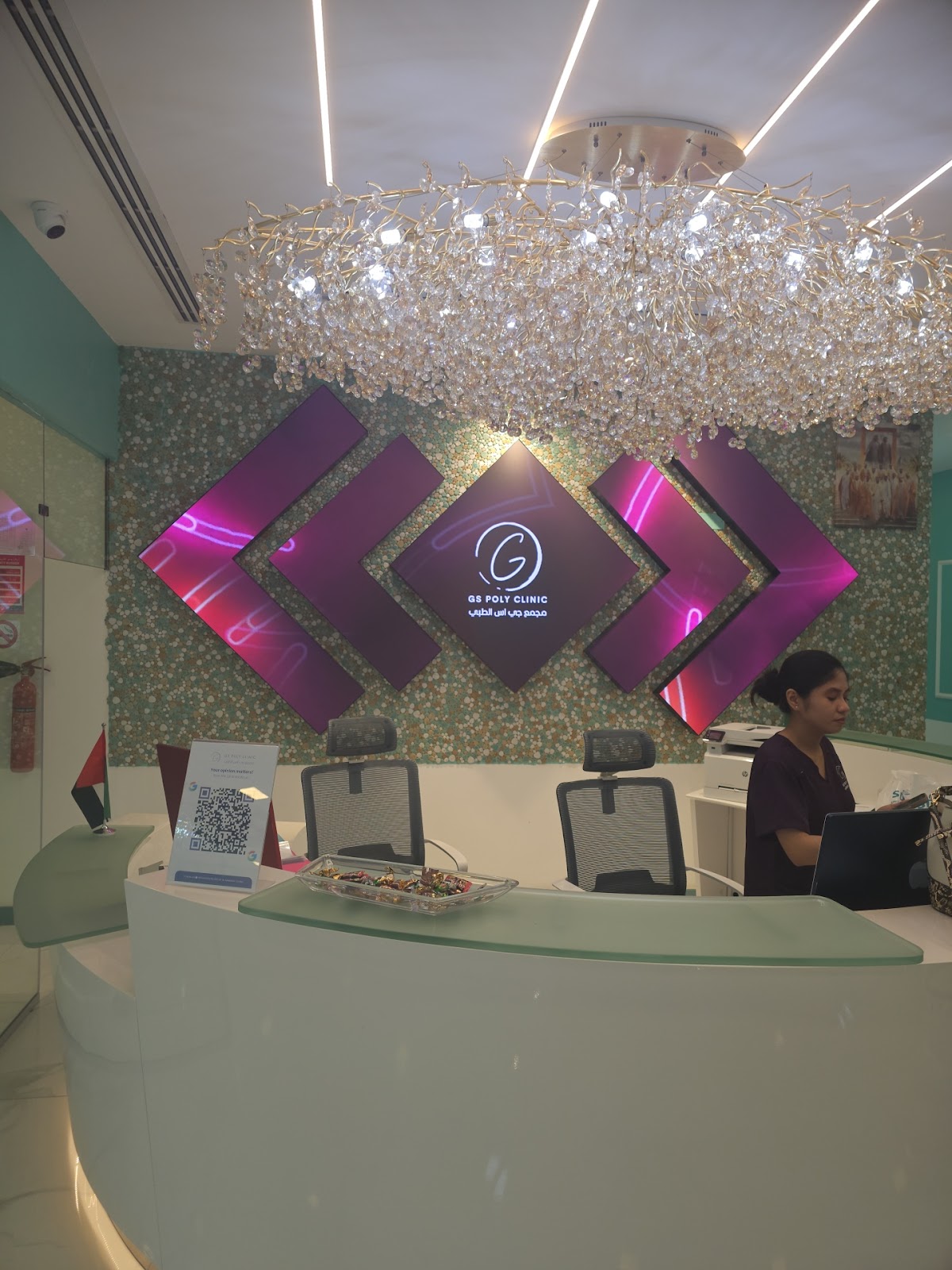 DrSurindher AestheticsPlus UAE- Plastic Surgeon 5