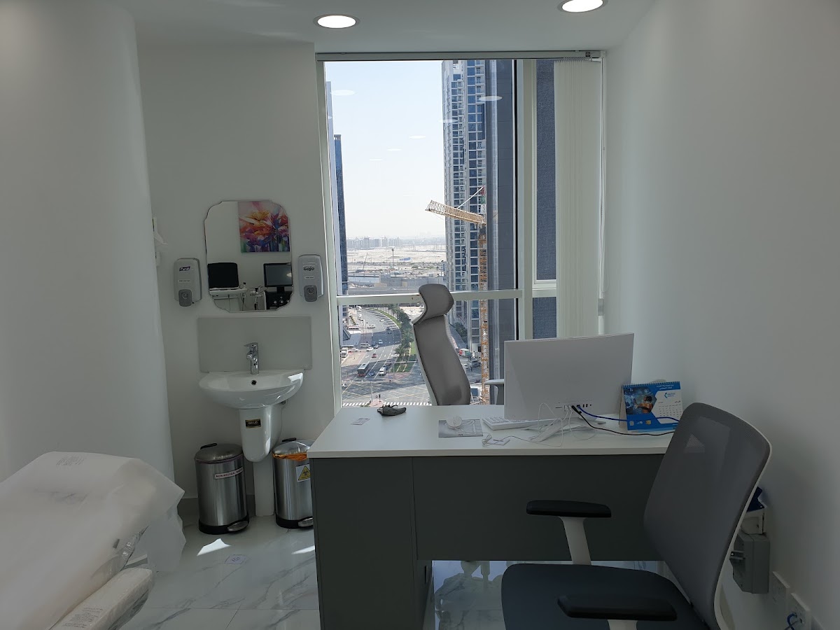 DrSurindher AestheticsPlus UAE- Plastic Surgeon