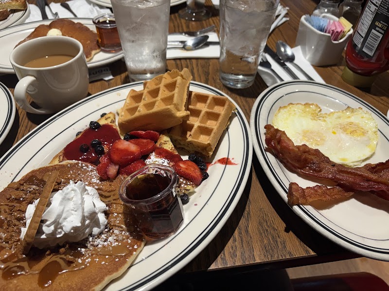 Mimi's Cafe photo 3