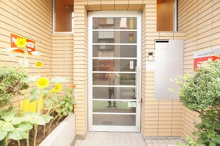 プラスワン藤崎 Plus One fujisaki