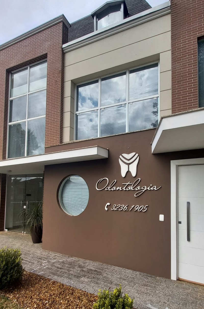 Dra. Vanessa Uhlmann odontologia - foto 3