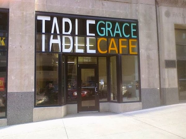 Table Grace Cafe