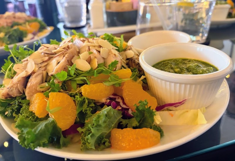 The Leaning Maple photo 3