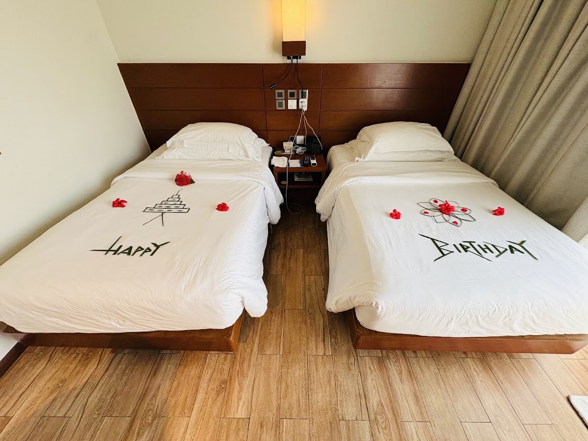 Centara Ras Fushi Resort & Spa Maldives