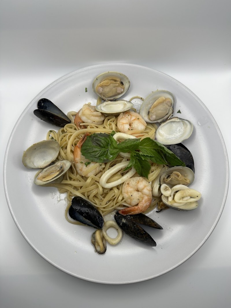 Basilico Restaurant & Bar