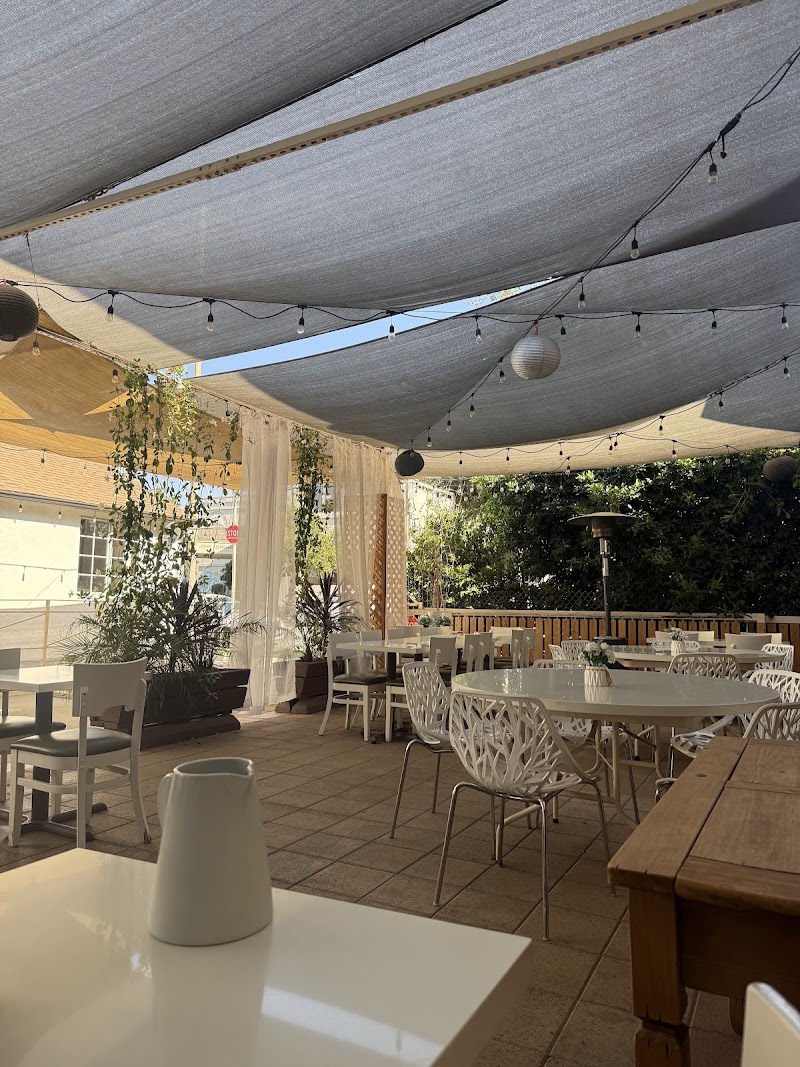 Peppermint Restaurant & Lounge