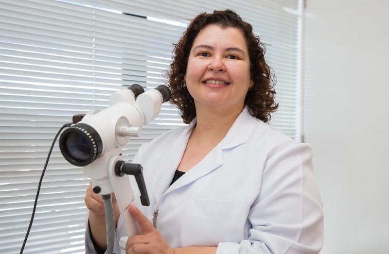 Dra Andrea Werneck de Capistrano CRM 10417 Ginecologia e Colposcopia