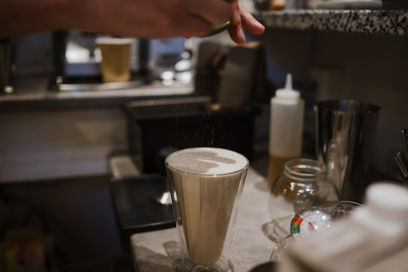 Charts Café photo 1