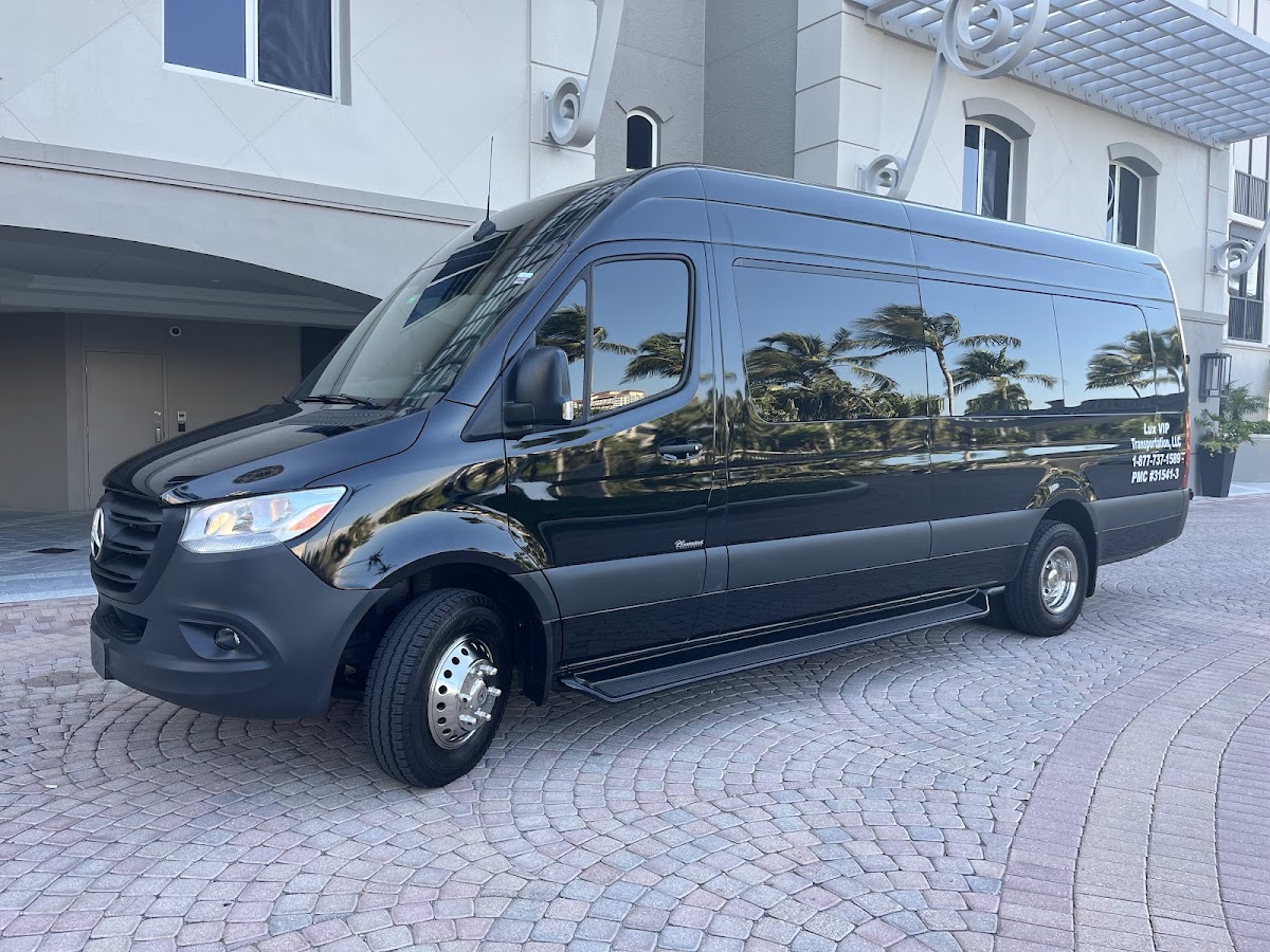 Lux VIP Transportation - Miami: Google Places image 5